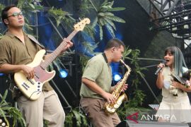 Sunset di Kebun jadikan konser media edukasi lingkungan