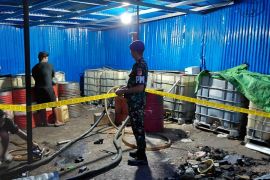 Pomdam Merdeka amankan 4,7 ton BBM bersubsidi di Kema Minut