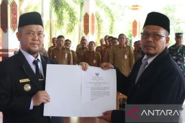 Bupati Katingan lantik Pj Direktur PDAM Kasongan