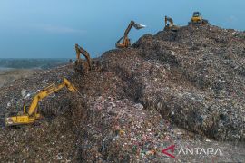 Mulai 1 Agustus, TPST Bantargebang tolak sampah non-residu