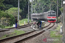 DPR dorong percepatan jalur terpisah KRL dan KA antarkota