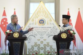 Hoaks! Singapura tantang Indonesia perang setelah batalkan pesanan BBM