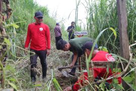 Kerusakan lingkungan makin nyata, Sumanto ajak hijaukan daerah hulu sungai