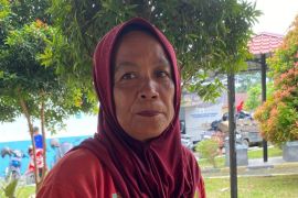 Kisah Salbiah petugas kebersihan Sergai  nekat terjun sungai  evakuasi korban laka