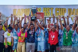 PJM Polres HST juarai turnamen sepak bola U-40 Kapolres HST Cup 2026