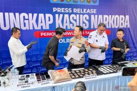 Pegawai Kecamatan Klapanunggal Bogor ditangkap karena konsumsi sabu