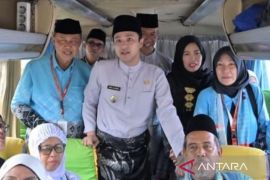 Pemerintah Kota Jambi pastikan pemberangkatan jamaah calon haji berjalan lancar
