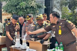 Kejari Kabupaten Pasuruan musnahkan barang bukti 86 perkara