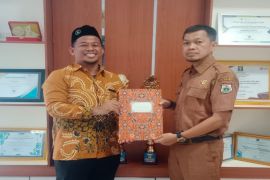 Koperindag Sulbar gandeng MHC percepat sertifikasi halal UMKM