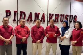 Kejati Sulsel terima pengembalian Rp3,08 miliar dari tersangka korupsi bibit nanas