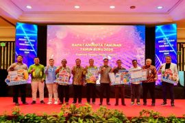 Menkop: KSP Nasari role model kakak asuh KDKMP dengan program Collab-Coop
