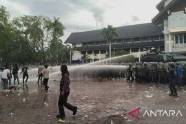 Pergub JKA dicabut Mualem, Maju Jalan atau Mundur Teratur