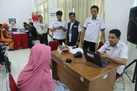 Pemkab berikan kemudahan layanan perizinan bagi warga Kepulauan Seribu