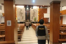 Polres Tangerang patroli sekitar gereja antisipasi gangguan keamanan