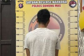 Polisi amankan oknum karyawan PBS di Gumas diduga terlibat peredaran sabu