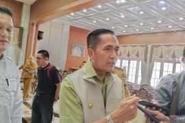 Palembang resmi berlakukan denda Rp500.000 pembuang sampah sembarangan