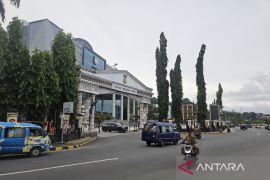 Operasional Gubernur Papua 2022 diduga fiktif, nilainya triliunan