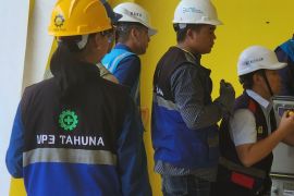 PLN sukses nyalakan pelanggan potensial 66.000 VA wilayah 3T Sulut