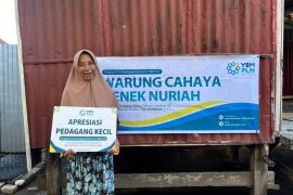 One Day One Smile, YBM PLN hadirkan senyum bahagia bagi kaum dhuafa di Lombok