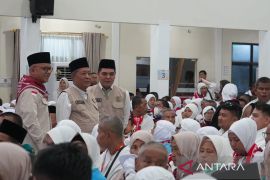 Wakil Gubernur Jambi beri pesan JCH jaga kesabaran selama menjalankan ibadah