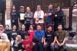 Komunitas Lab Gates USB Rangkasbitung gencar sosialisasikan sastra lokal