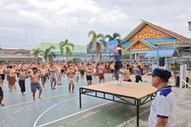 Lapas Pekanbaru Dorong Pola Hidup Sehat Melalui Senam Rutin Warga Binaan
