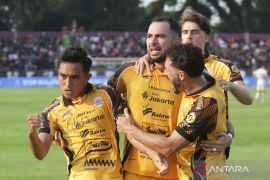 Pemain pengganti bawa Persija menang atas Persik