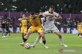 Super League - Persija bungkam Persik 3-1