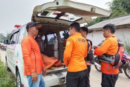 Pria hanyut di Sungai Cikapundung Bandung ditemukan tewas