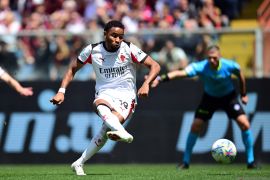 AC Milan kembali ke jalur kemenangan dengan kalahkan Genoa 2-1