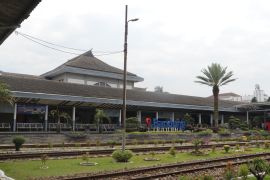 Bandung Jadi Magnet Long Weekend, Mobilitas Kereta Api di Jawa Barat Terus Meningkat