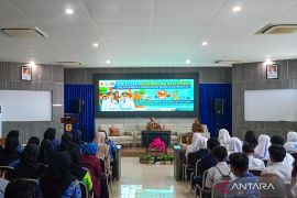 Bupati HST perkuat integritas generasi muda lewat sosialisasi pengendalian gratifikasi