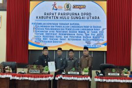 DPRD HSU sahkan tiga Raperda dalam sidang paripurna