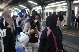 Penumpang kereta di Daop 9 capai 112 ribu orang selama libur panjang