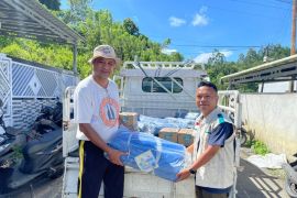 PLN UIW MMU-YBM PLN salurkan bantuan bagi korban longsor di Gadihu Indah Ambon