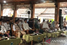 Ketua DPRD Batang Hari hadiri pelepasan JCH