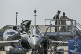 Presiden Prabowo serahkan alutsista pada TNI
