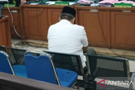 Terdakwa korupsi lahan negara Amin Mansur divonis tiga tahun penjara