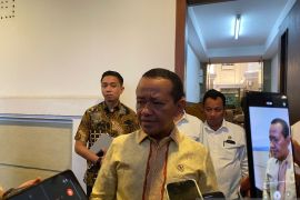 Indonesia keeps fuel prices steady despite rising crude oil costs