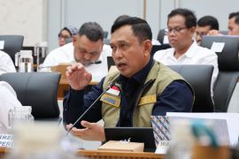Bulog mengusulkan penyaluran beras natura bagi ASN dan TNI-Polri