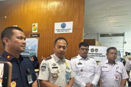 Imigrasi Sulsel temukan 2 WNA gunakan KTP minta dukcapil selektif