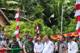 Pemkab Gorontalo apresiasi dukungan TNI bangun jembatan antar wilayah