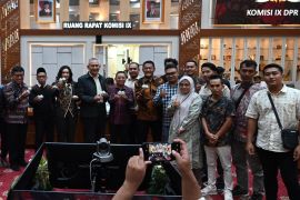 Asosiasi peternak bebek titipkan telur untuk Prabowo dan BGN ke DPR