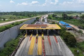 Jasamarga Japek Selatan bongkar Gerbang Tol Sadang Purwakarta