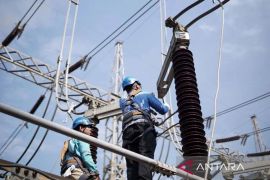 PLN Aceh siagakan petugas jaga keandalan listrik saat cuaca ekstrem