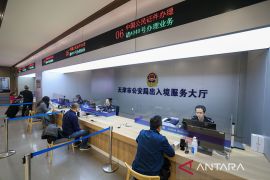 Sikat kejahatan ekonomi, China tangkap ratusan buronan di luar negeri