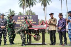TNI tuntaskan pembukaan jalan dua kilometer di Padang Pariaman