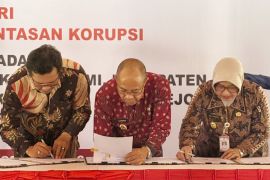 Pemkab Banyumas menerima hibah aset rampasan KPK senilai lebih dari Rp3 M