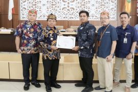 Bupati Kapuas apresiasi dukungan CSR badan usaha untuk pembiayaan JKN