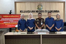 Kejari Bulukumba terima pengembalian Rp1,41 miliar korupsi beras SPHP